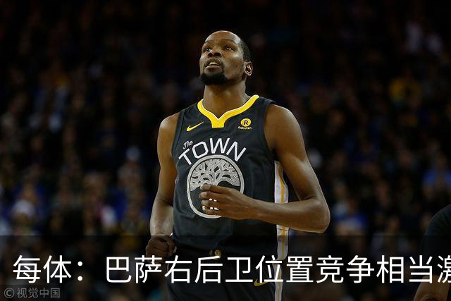 每体：巴萨右后卫位置竞争相当激烈，福特必须向弗里克证明自己